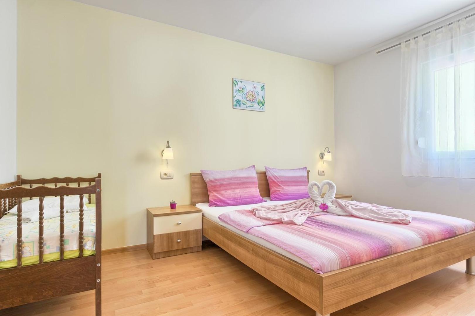 Holiday House Valnessa 메덜린 외부 사진