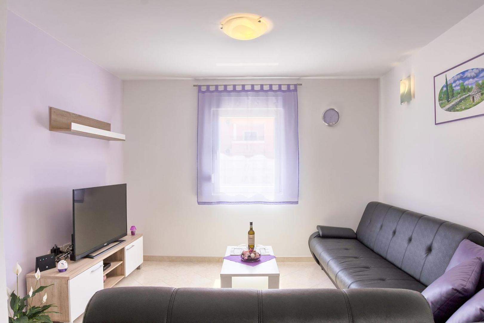 Holiday House Valnessa 메덜린 외부 사진