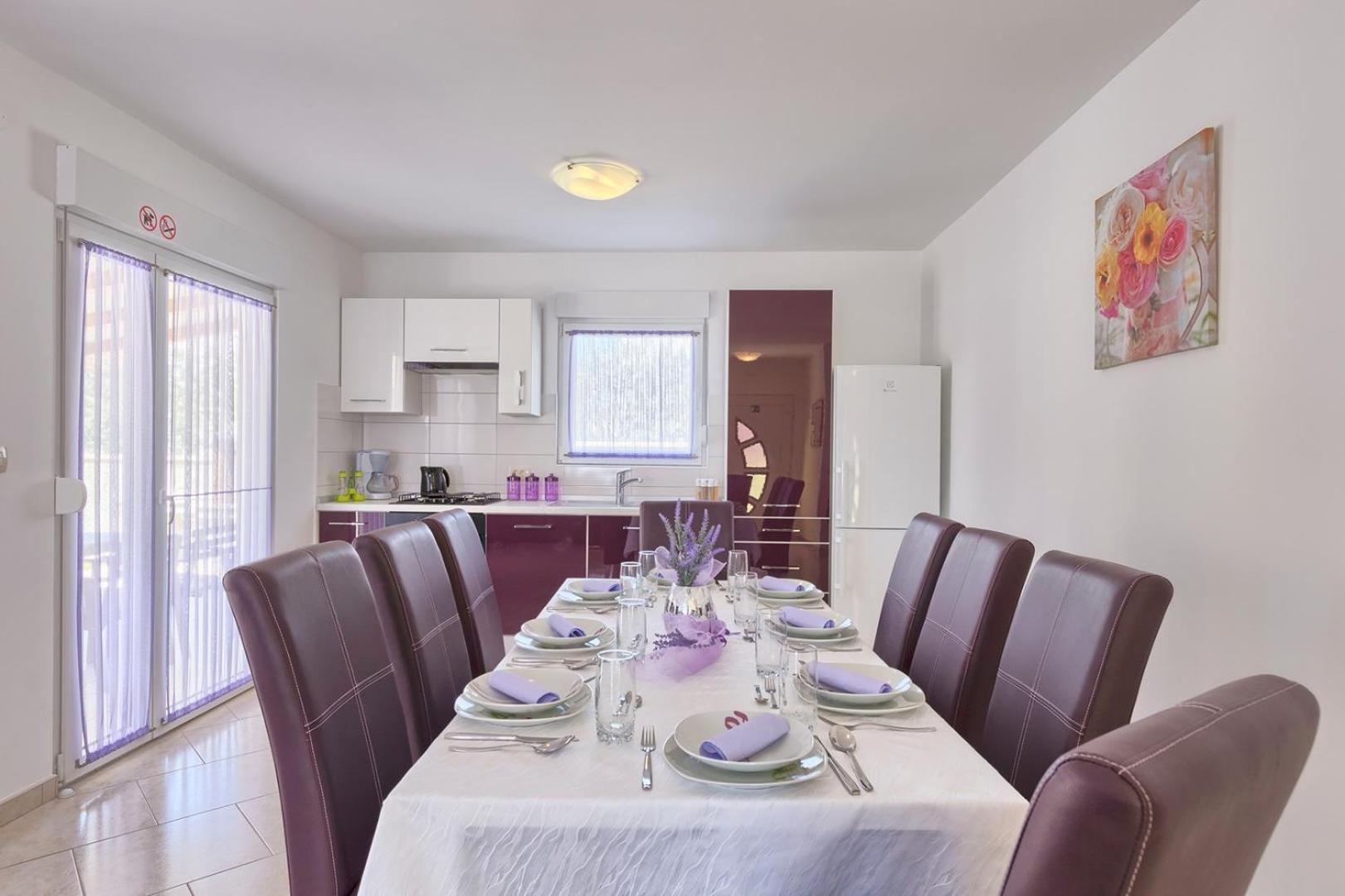 Holiday House Valnessa 메덜린 외부 사진